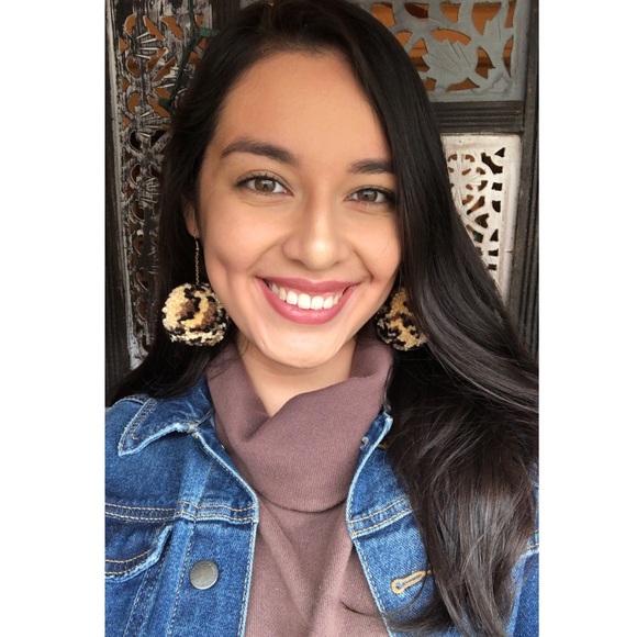 Meet the Posher 💫 - Picture 2 of 3